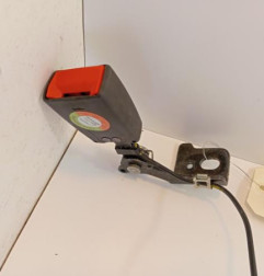 Attache ceinture arriere gauche PEUGEOT 308 2 SW