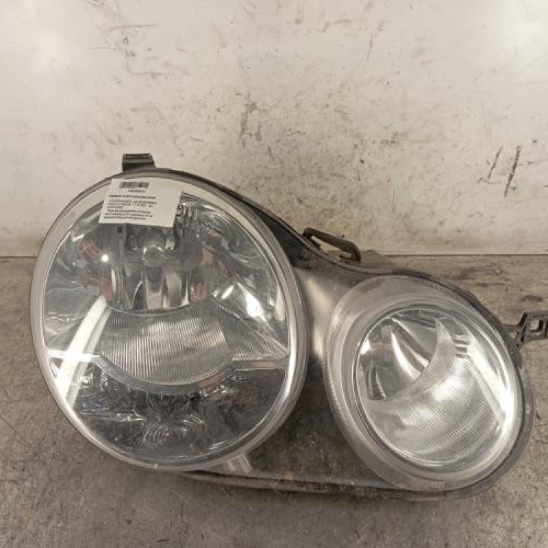 Optique avant principal droit (feux)(phare) VOLKSWAGEN POLO 4