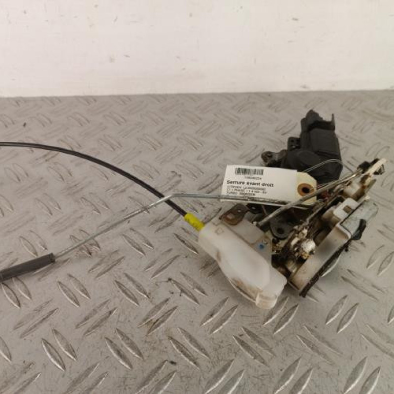 Serrure avant droit CITROEN C1 1 Serrure avant droit CITROEN C1 1