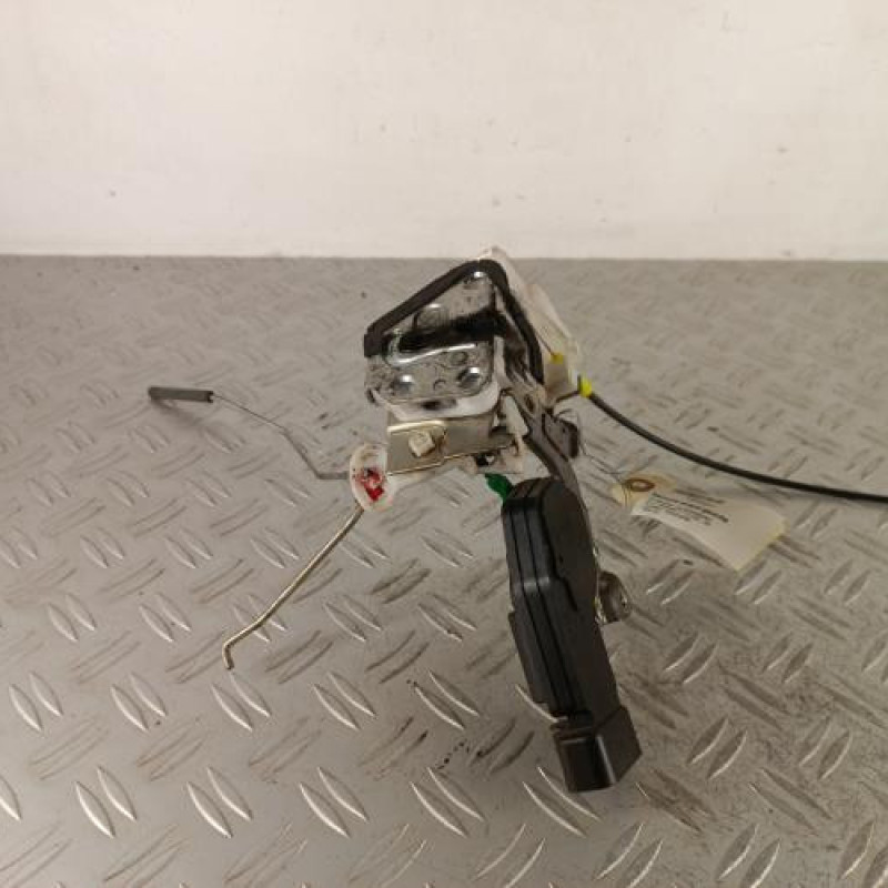 Serrure avant gauche CITROEN C1 1 Serrure avant gauche CITROEN C1 1
