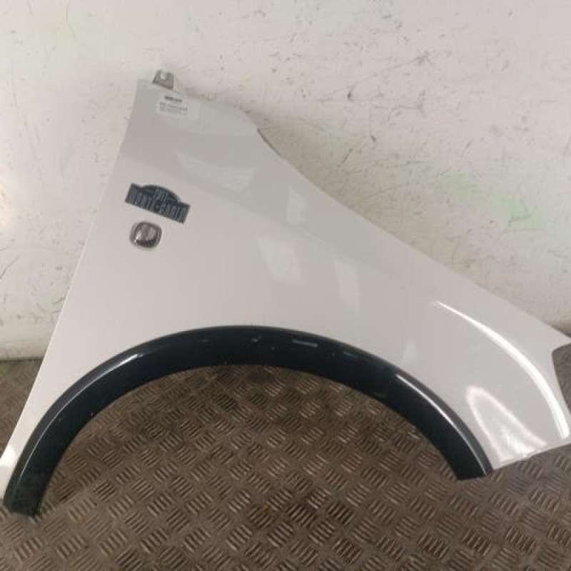 Aile avant droit SKODA FABIA 2