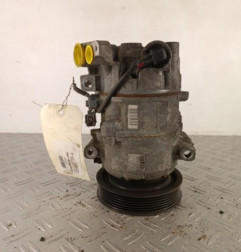 Compresseur clim RENAULT SCENIC 3 Photo n°1