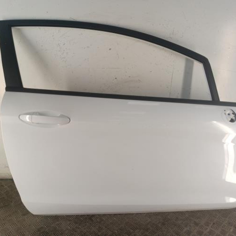 Porte avant droit FORD FIESTA 6
