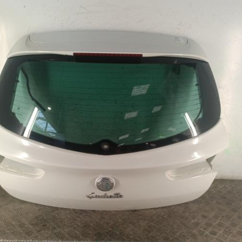 Malle/Hayon arriere ALFA ROMEO GIULIETTA 2