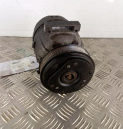 Compresseur clim RENAULT SCENIC 1 Photo n°1