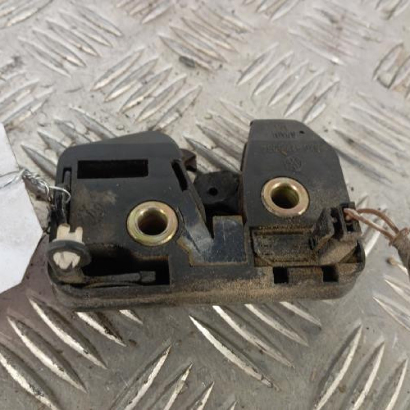 Serrure de hayon VOLKSWAGEN LUPO Serrure de hayon VOLKSWAGEN LUPO