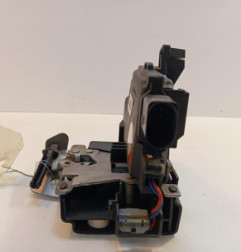 Serrure arriere droit AUDI A4 2