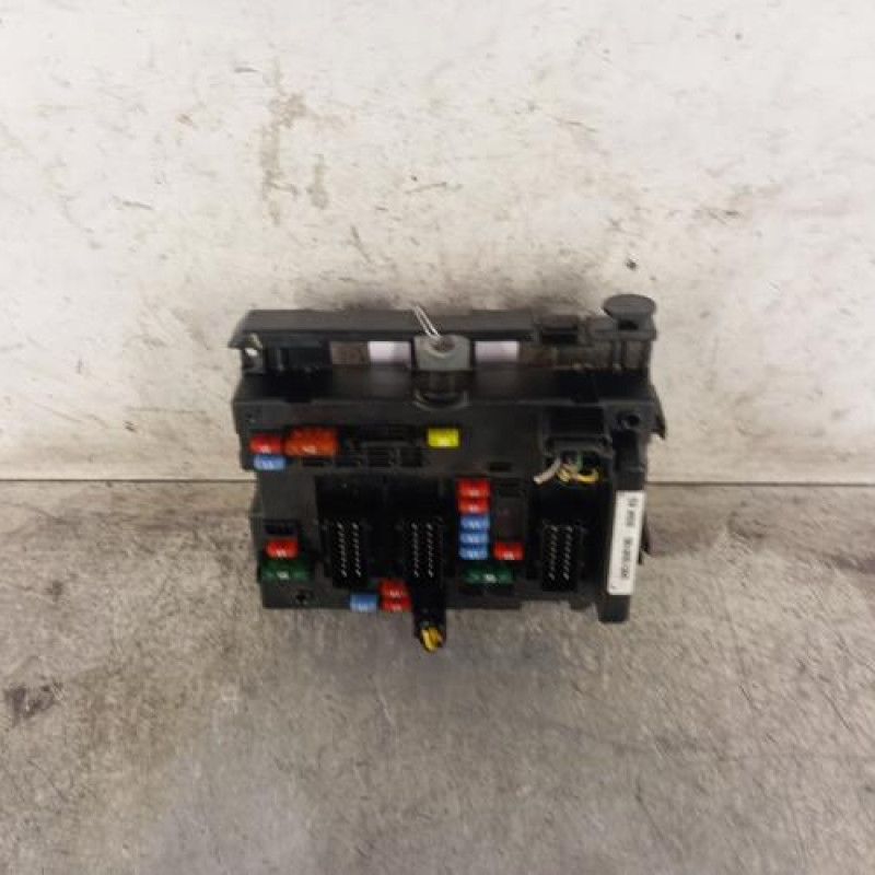 Boitier servitude moteur (BSM) PEUGEOT 807 Boitier servitude moteur (BSM) PEUGEOT 807