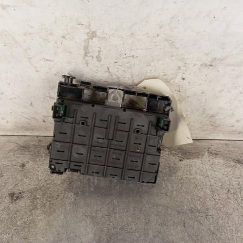 Boitier servitude moteur (BSM) PEUGEOT 206 Boitier servitude moteur (BSM) PEUGEOT 206