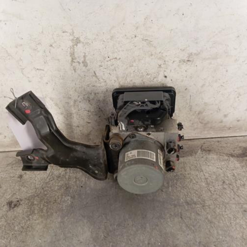 Bloc ABS (freins anti-blocage) HYUNDAI I 20 2 Bloc ABS (freins anti-blocage) HYUNDAI I 20 2