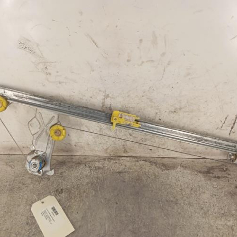 Leve vitre mecanique avant gauche RENAULT TRAFIC 2