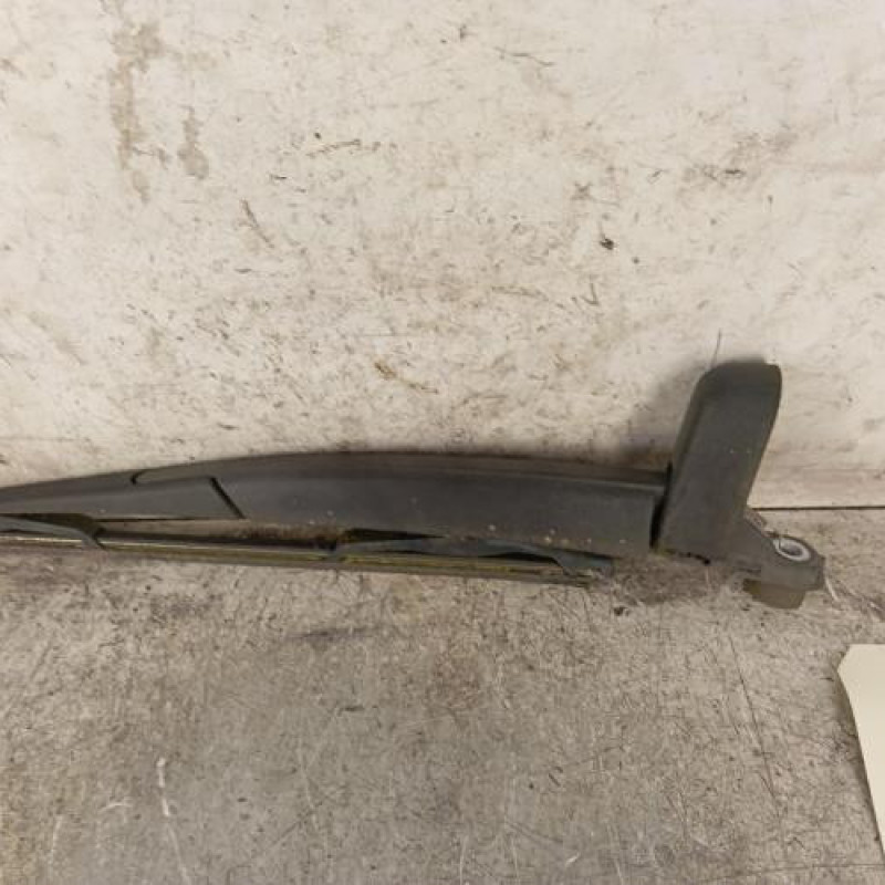 Bras essuie glace arriere HYUNDAI I 20 2 Bras essuie glace arriere HYUNDAI I 20 2