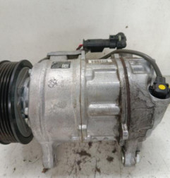 Compresseur clim BMW SERIE 1 F20 Photo n°1