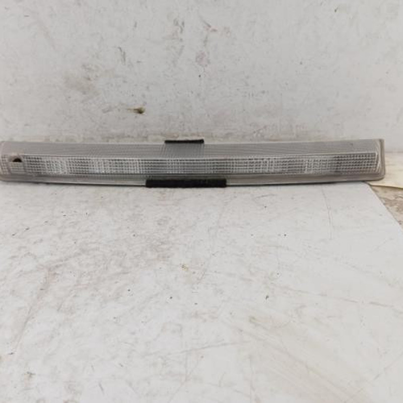 Feu arriere stop central DS DS4 1