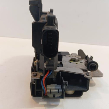 Serrure avant gauche AUDI A4 2