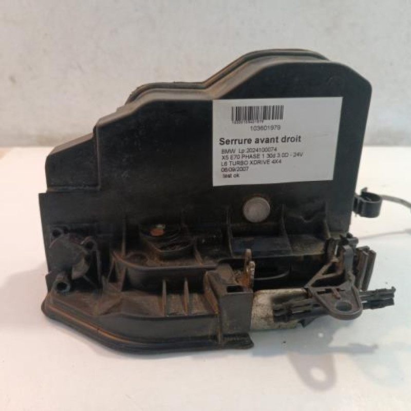 Serrure avant droit BMW X5 E70 Serrure avant droit BMW X5 E70