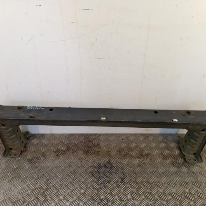 Renfort pare choc avant (traverse) TOYOTA AVENSIS 3
