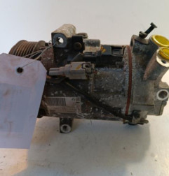 Compresseur clim RENAULT CLIO 4