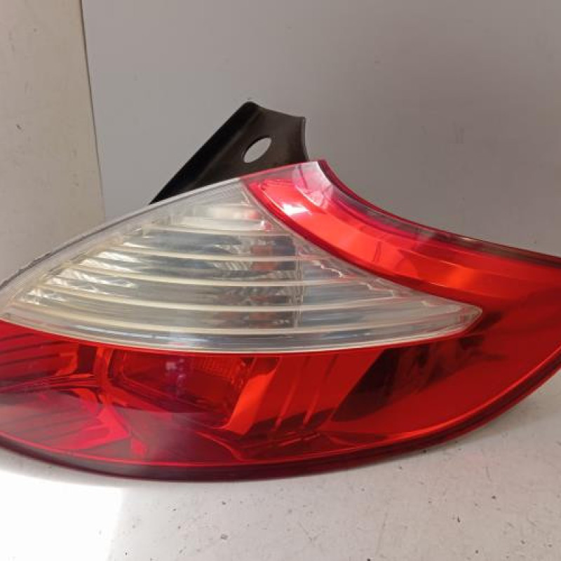 Feu arriere principal droit (feux) RENAULT MEGANE 3 Feu arriere principal droit (feux) RENAULT MEGANE 3