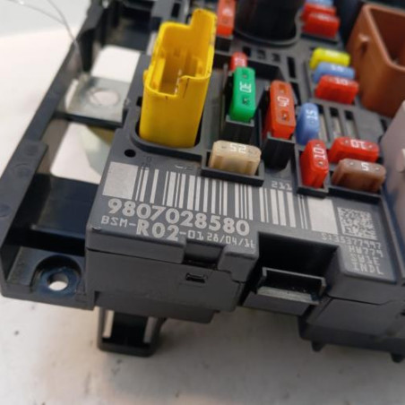 Boitier servitude moteur (BSM) PEUGEOT 3008 1