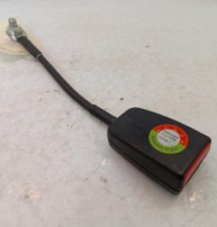 Attache ceinture avant droit IVECO DAILY 6