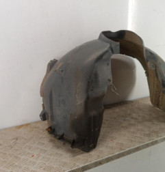 Pare boue avant droit FORD FOCUS 2