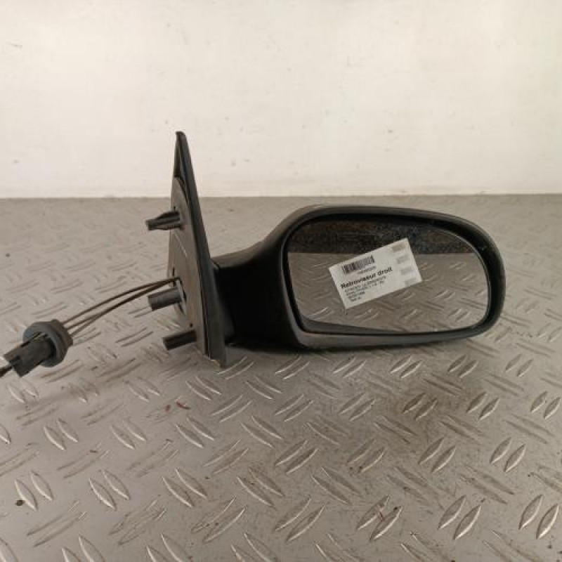 Retroviseur droit CITROEN SAXO Retroviseur droit CITROEN SAXO