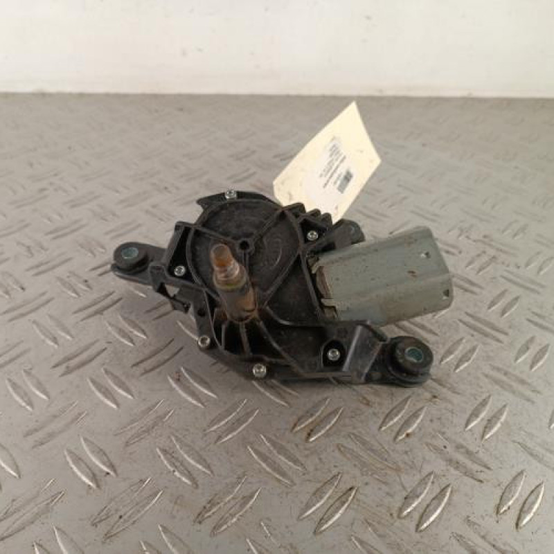 Moteur essuie glace arriere TOYOTA YARIS 1