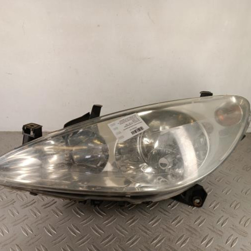 Optique avant principal gauche (feux)(phare) PEUGEOT 307