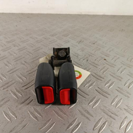 Attache ceinture arriere gauche HYUNDAI IX 35 Photo n°1