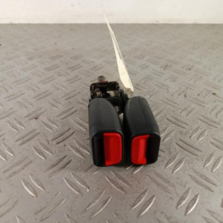 Attache ceinture arriere gauche HYUNDAI IX 35