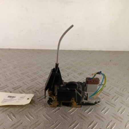 Serrure avant droit PEUGEOT 307