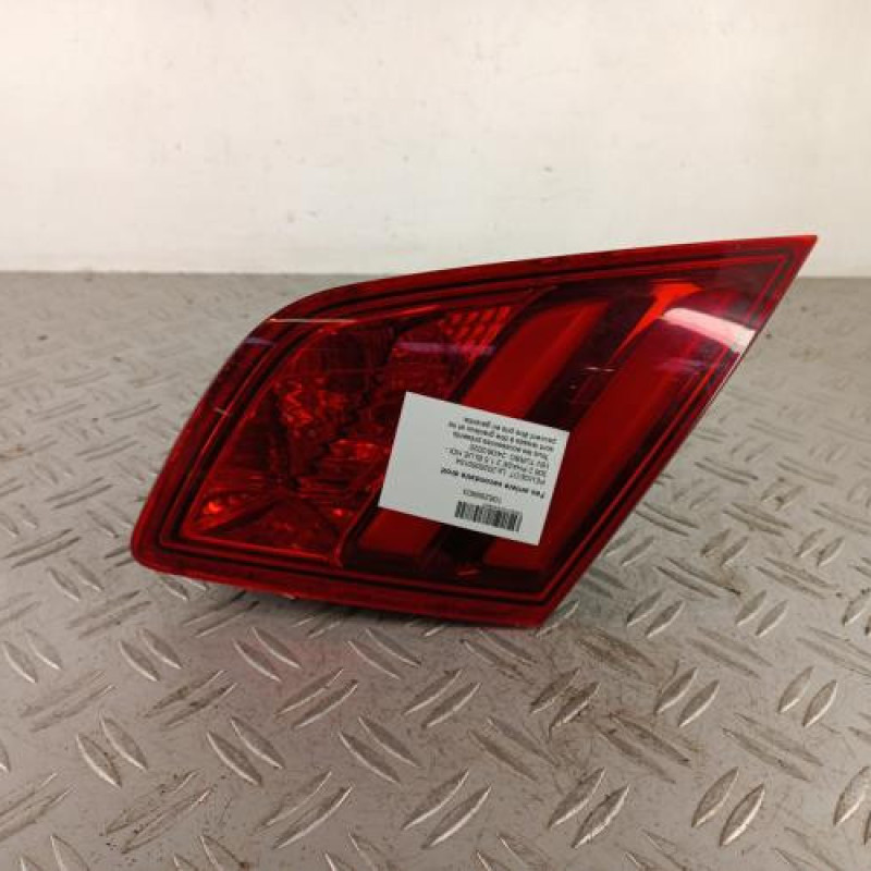 Feu arriere secondaire droit (feux) PEUGEOT 308 2