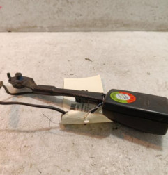 Attache ceinture avant droit FORD KUGA 2