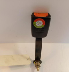 Attache ceinture avant gauche NISSAN TERRANO 2