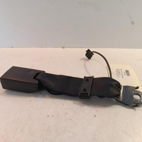 Attache ceinture arriere gauche OPEL MOKKA 1
