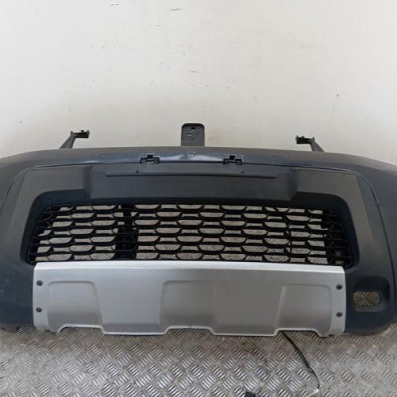 Pare choc avant DACIA DUSTER 1
