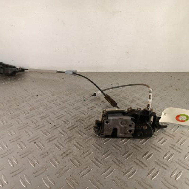 Serrure avant droit CITROEN JUMPY 3 XS Serrure avant droit CITROEN JUMPY 3 XS