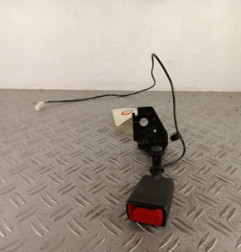 Attache ceinture arriere gauche PEUGEOT 3008 1 Photo n°1
