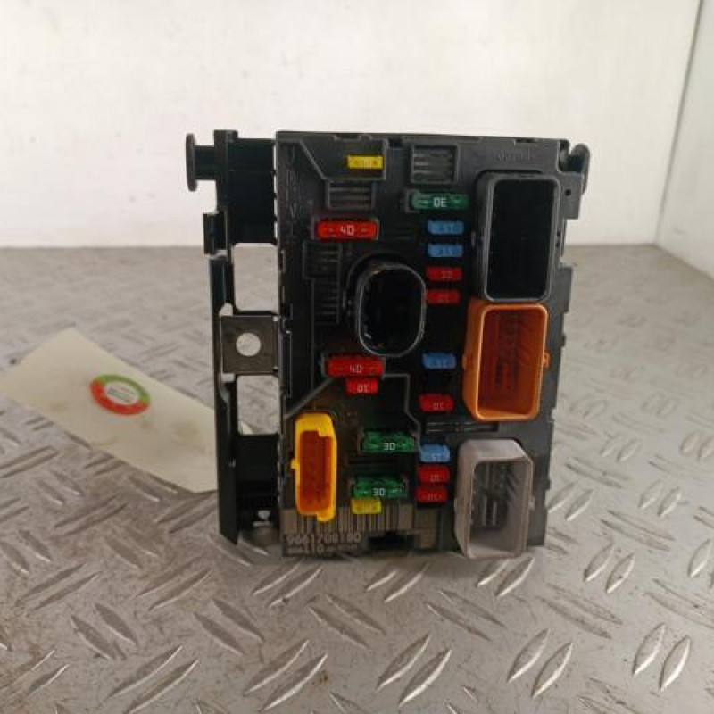 Boitier servitude moteur (BSM) PEUGEOT 207