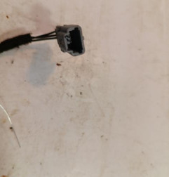 Attache ceinture arriere gauche RENAULT CLIO 4 Photo n°3
