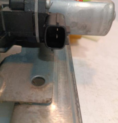Leve vitre electrique arriere droit RENAULT CLIO 4 Photo n°4
