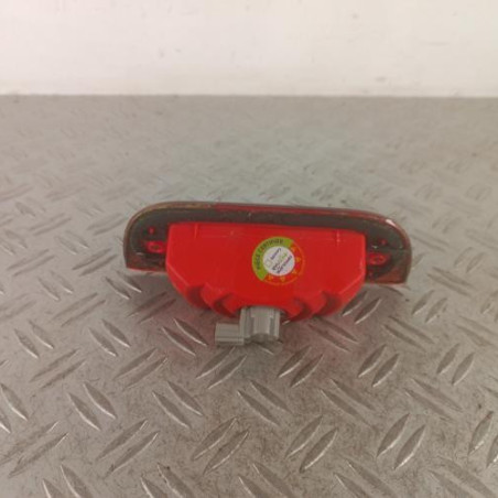 Feu arriere stop central NISSAN NV200