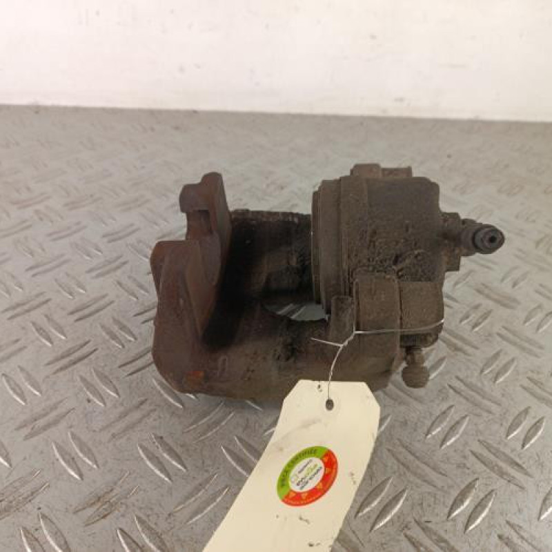 Etrier avant droit (freinage) CITROEN JUMPY 3 XS Etrier avant droit (freinage) CITROEN JUMPY 3 XS