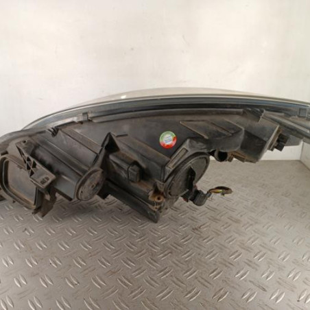 Optique avant principal droit (feux)(phare) OPEL ZAFIRA TOURER C