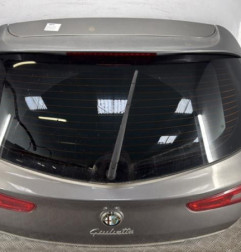 Malle/Hayon arriere ALFA ROMEO GIULIETTA 2 Photo n°1