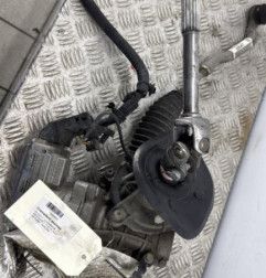Cremaillere assistee PEUGEOT 308 2 Photo n°4