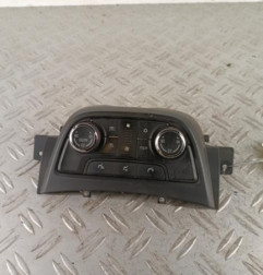 Commande chauffage OPEL ZAFIRA TOURER C Photo n°1