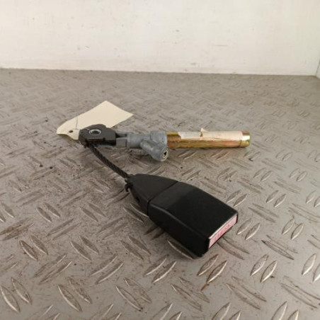 Attache ceinture avant droit RENAULT CLIO 2