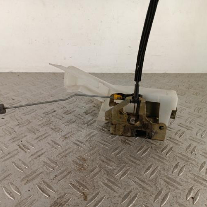 Serrure avant gauche RENAULT CLIO 2